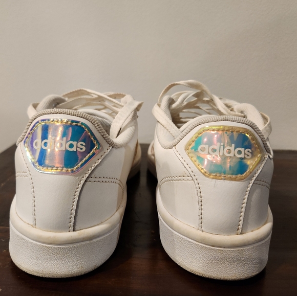 Addidas Neo White Leather and Gold Stripes with Cloud Foam Memory Sole - Picture 5 of 10